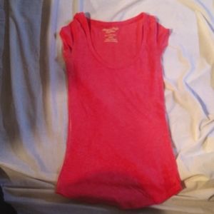 American Eagle. Neon pink. Extra small t-shirt.